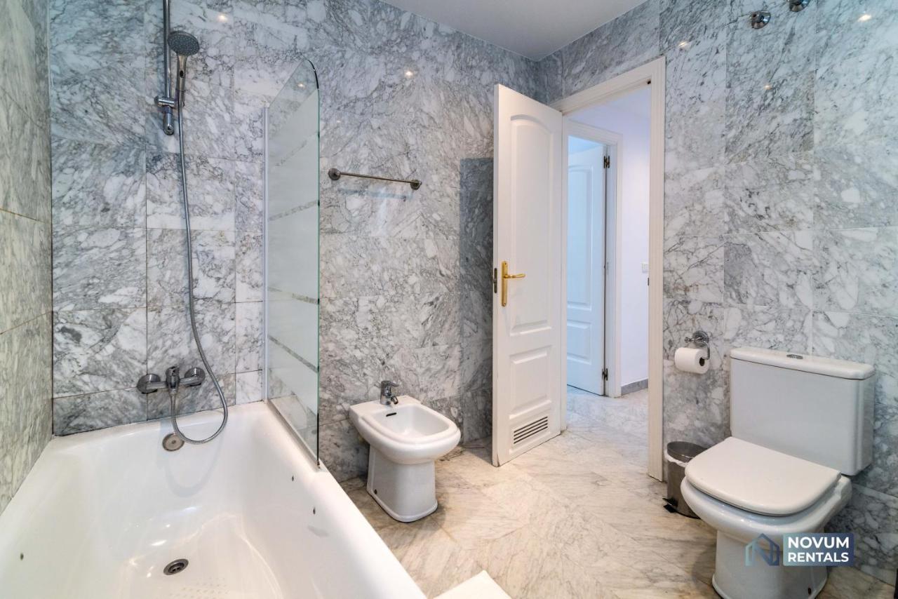 Puerto Banus Finest 2-Bdrm Apt - 50 Metres To Beach Marbella Eksteriør billede