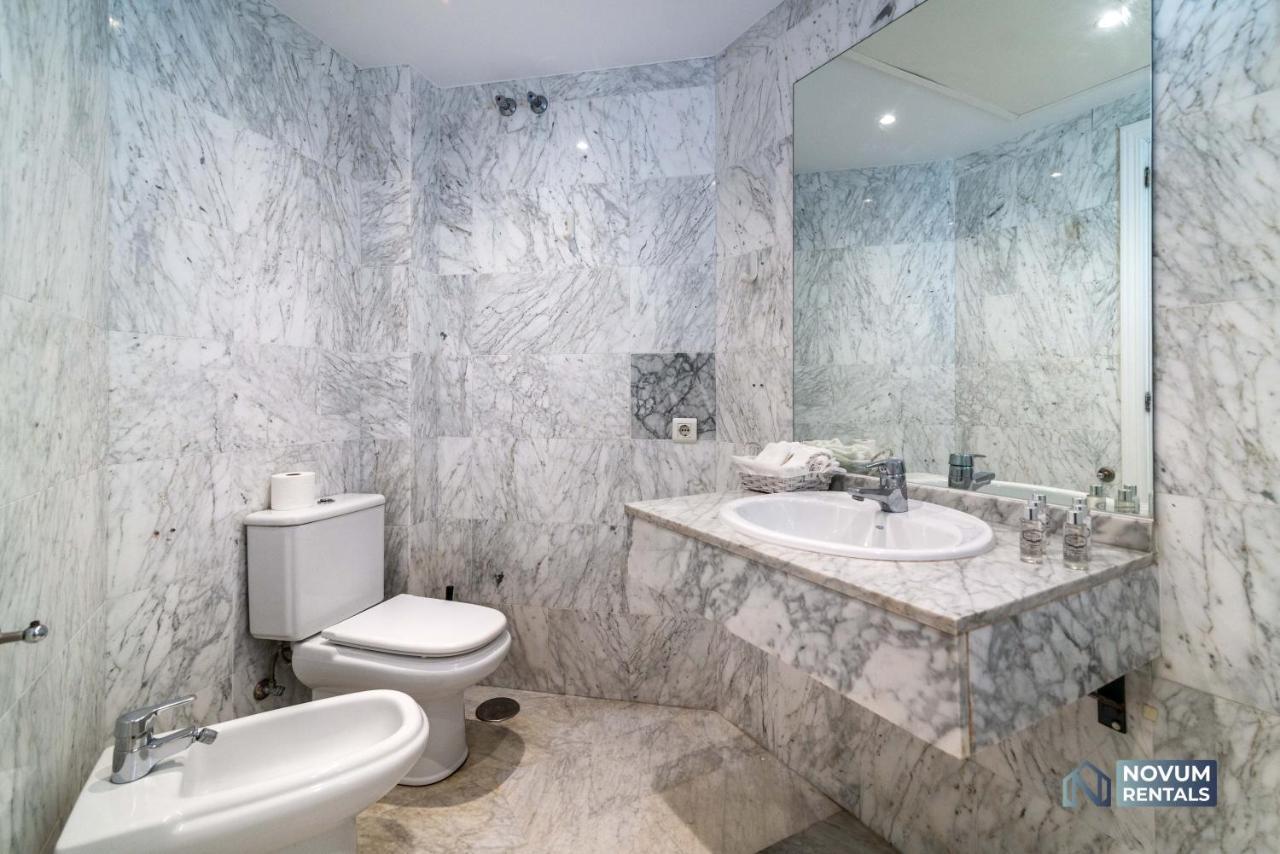 Puerto Banus Finest 2-Bdrm Apt - 50 Metres To Beach Marbella Eksteriør billede